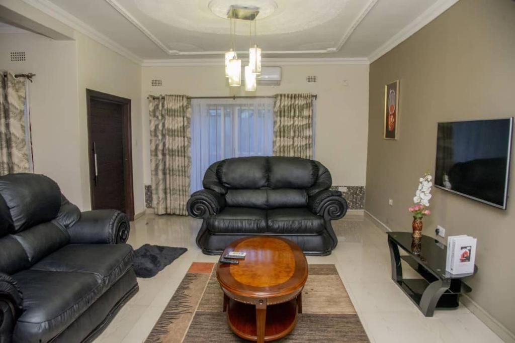 Royal Suites Apartments Λουσάκα Εξωτερικό φωτογραφία