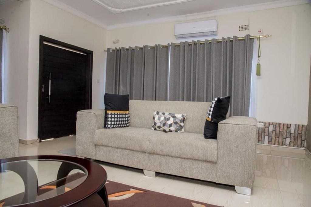 Royal Suites Apartments Λουσάκα Εξωτερικό φωτογραφία