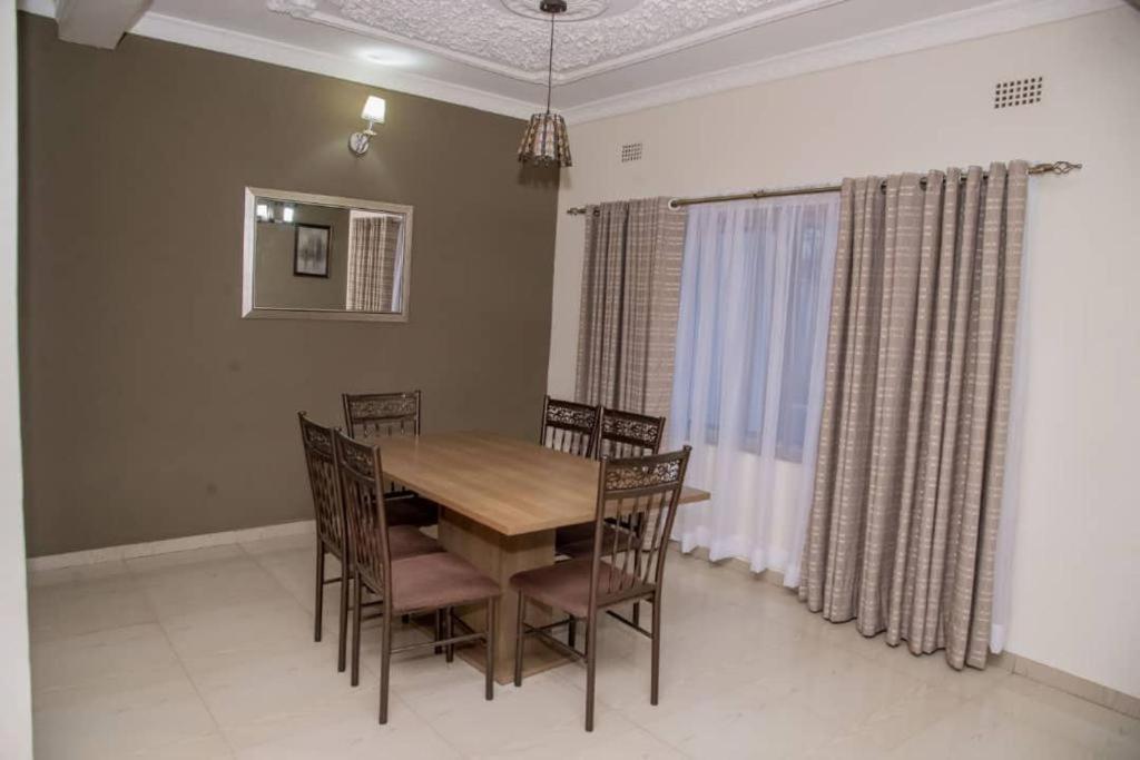 Royal Suites Apartments Λουσάκα Εξωτερικό φωτογραφία